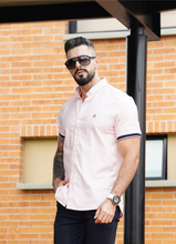 Cargar imagen en el visor de la galería, CAMISA SLIM FIT OBED MC
