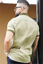 Cargar imagen en el visor de la galería, CAMISA SLIM FIT OBED MC

