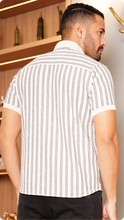 Cargar imagen en el visor de la galería, CAMISA SLIM FIT OBED MC
