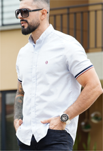 Cargar imagen en el visor de la galería, CAMISA SLIM FIT OBED MC
