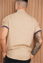 Cargar imagen en el visor de la galería, CAMISA SLIM FIT OBED MC
