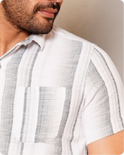 Cargar imagen en el visor de la galería, CAMISA SLIM FIT OBED MC
