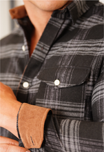 Cargar imagen en el visor de la galería, CAMISA SLIM FIT OBED ML

